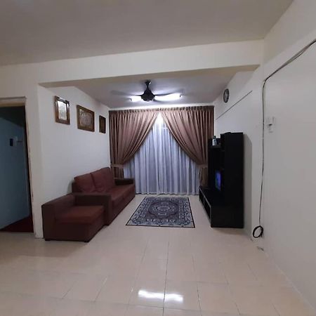 Dhuha Homestay @ Seri Alam Masai , Johor Buitenkant foto